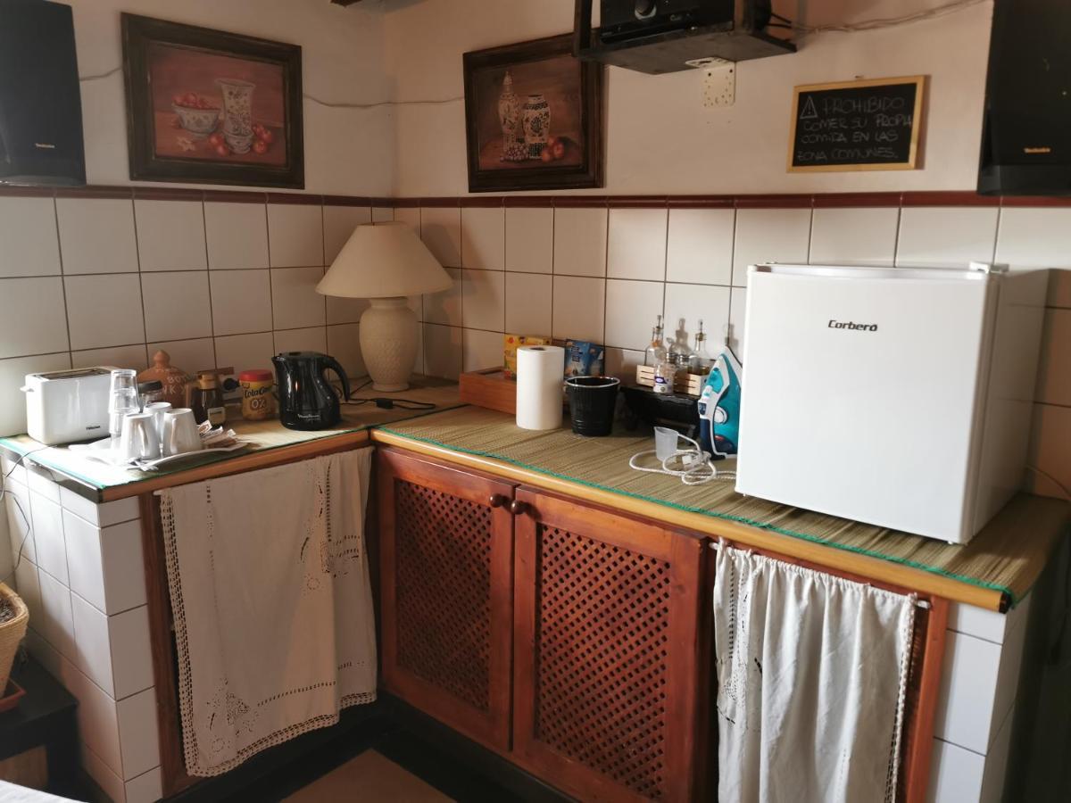 Cecilio Bed and breakfast Tefía