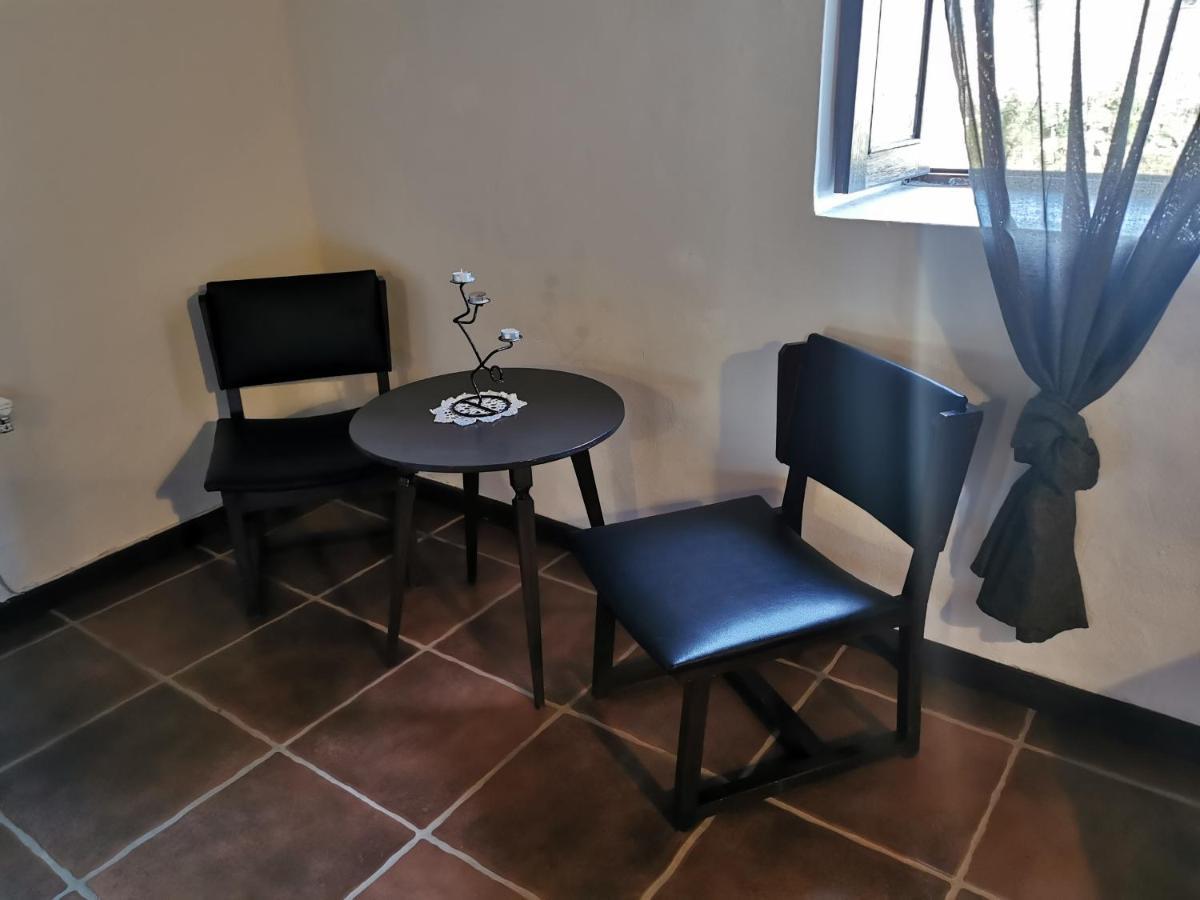 Couette-café Cecilio 2*